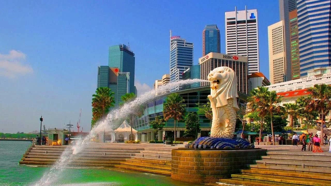 Singapore Tourist feature