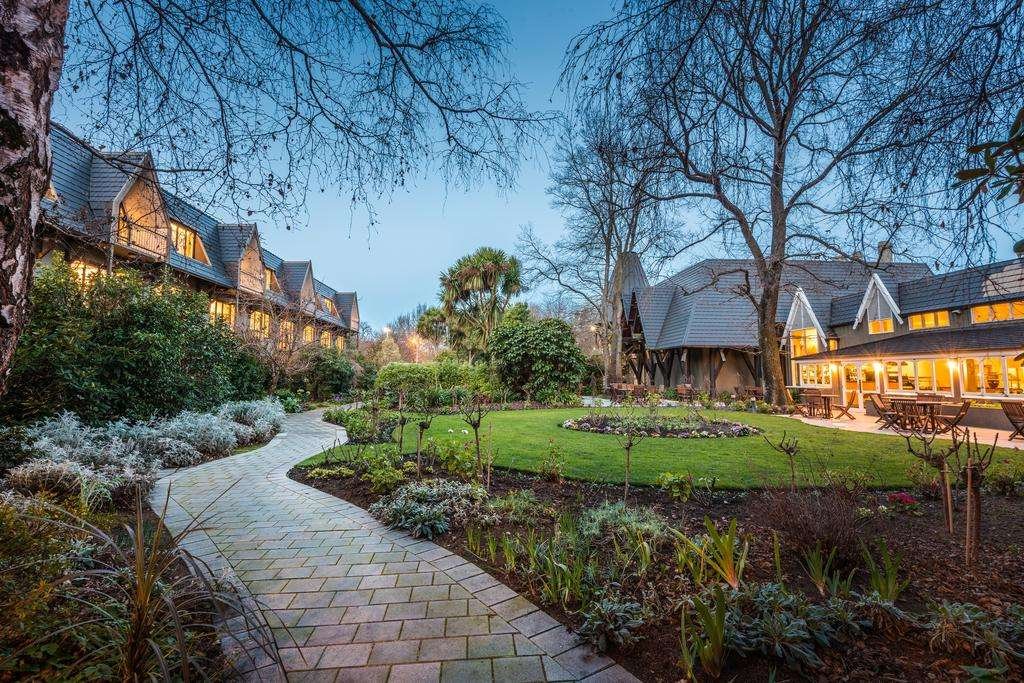Chateau on the Park - Christchurch, a DoubleTree by Hilton