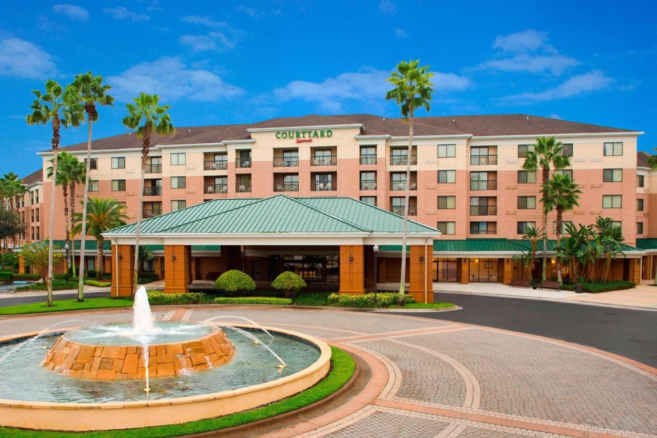 Courtyard By Marriott Orlando Lake Buena Vista In The Marriott Village