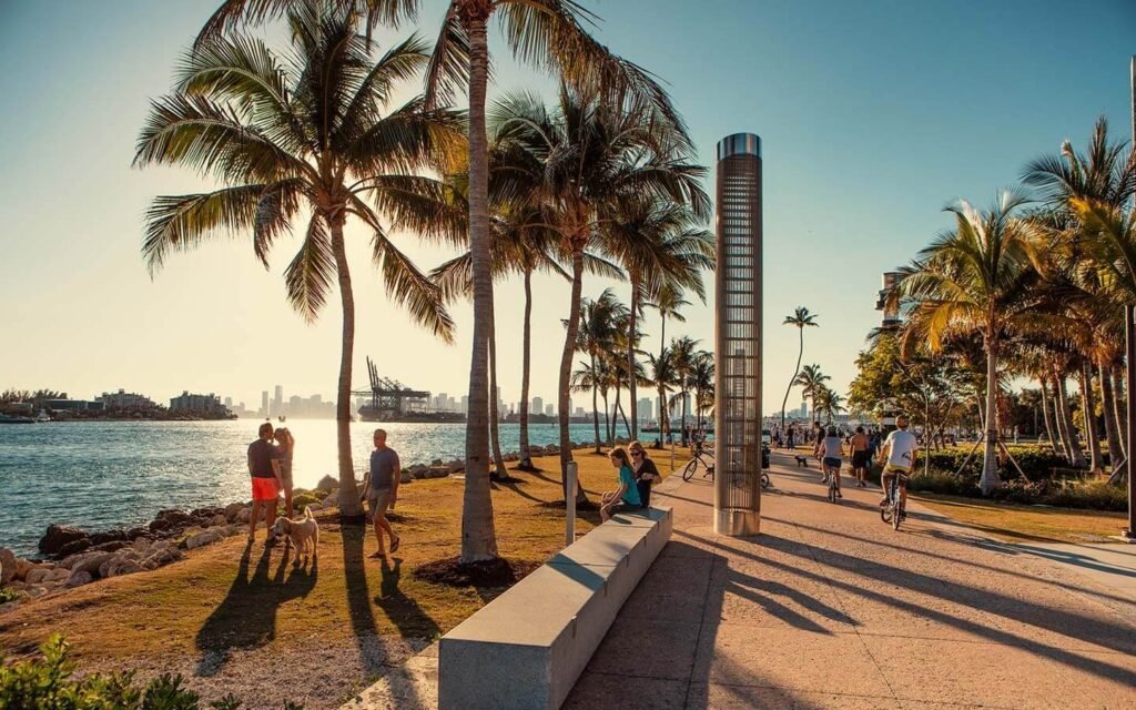 explore-miami-with-bahamas-cruise-feature-image