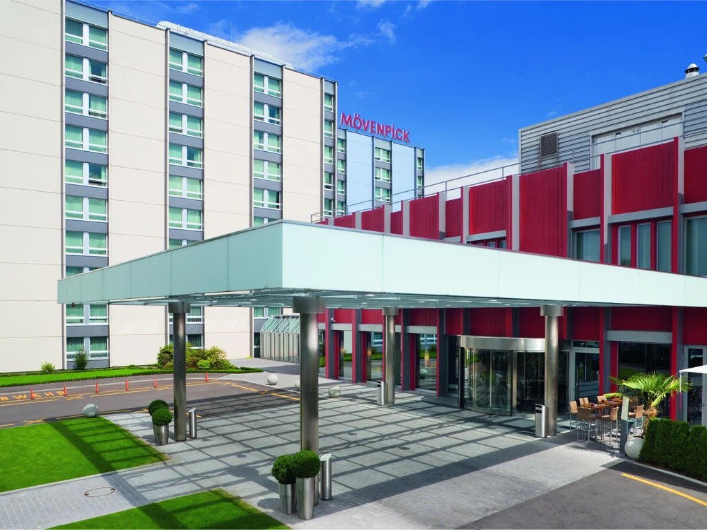 Mövenpick Hotel Zürich Airport 