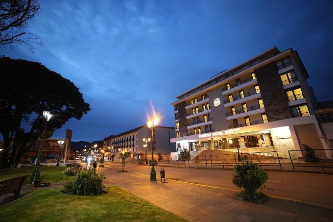 Sonesta Hotel