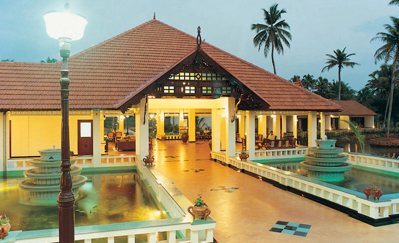 Abad Whispering Palms