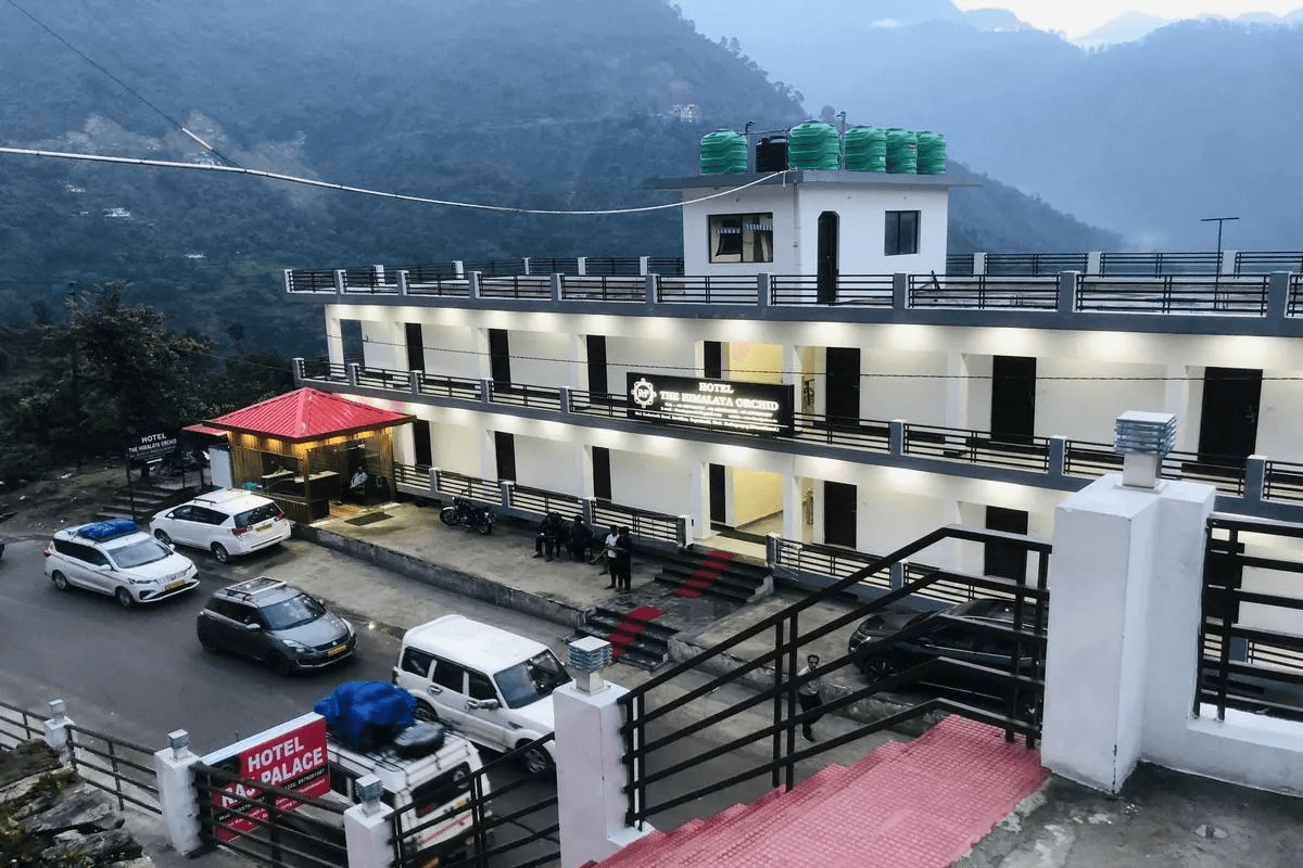 Villa Aadhya Resort / Village Retreat Resort/Kedar River Retreat Resort/Shivalik Valley Resort/Kedara Yathi Resort/La Fyoli Resort/Buransh Resort/Camp Nirvana/Camp Adhvanta