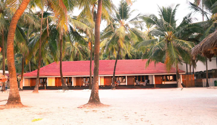 Sea Shells Beach Resort - Holidays Collections