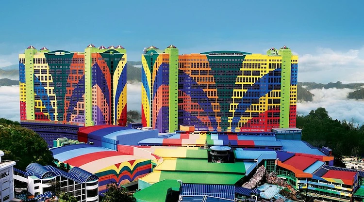 First World Hotel