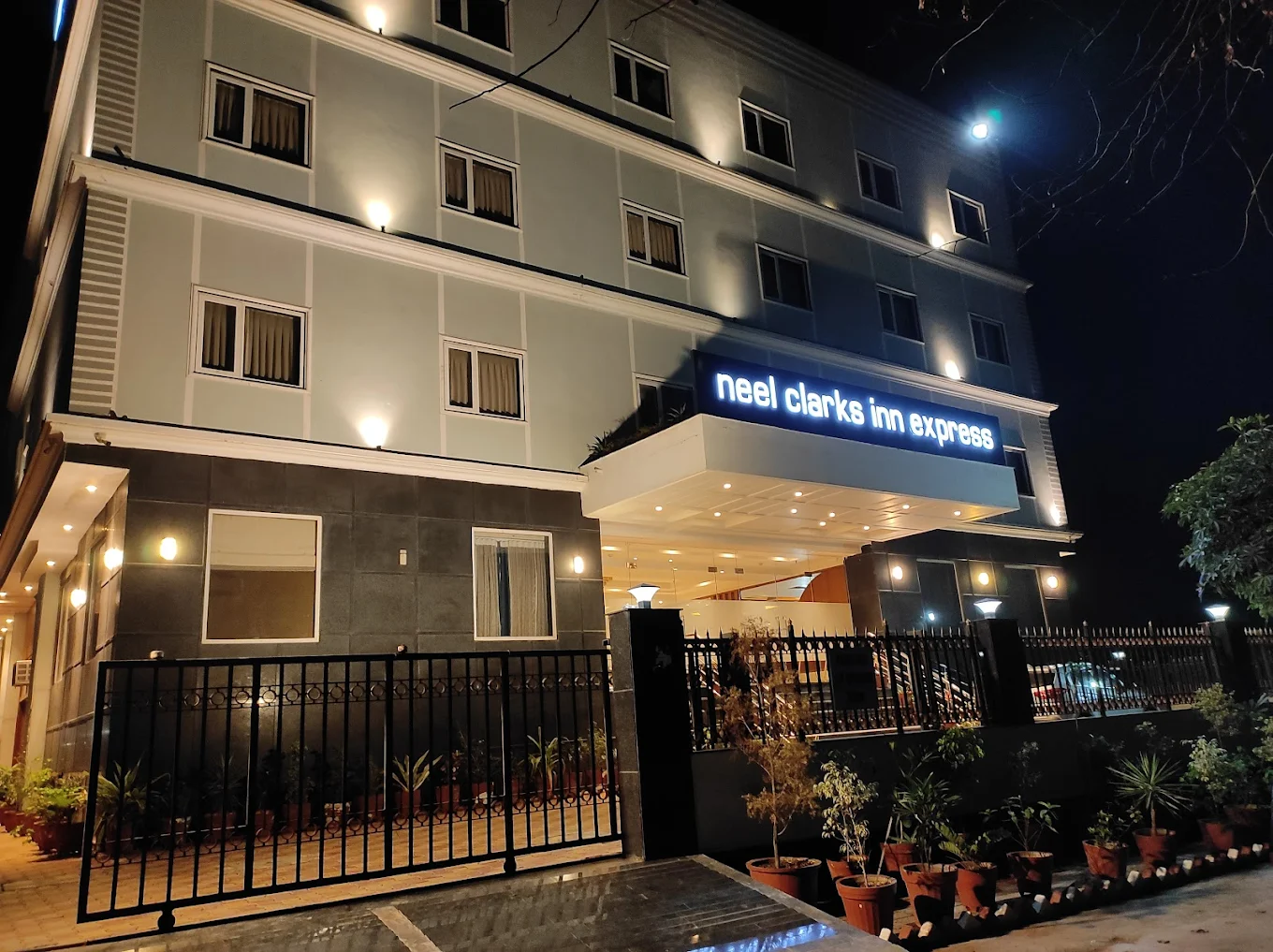 Neel Clarks Inn Express