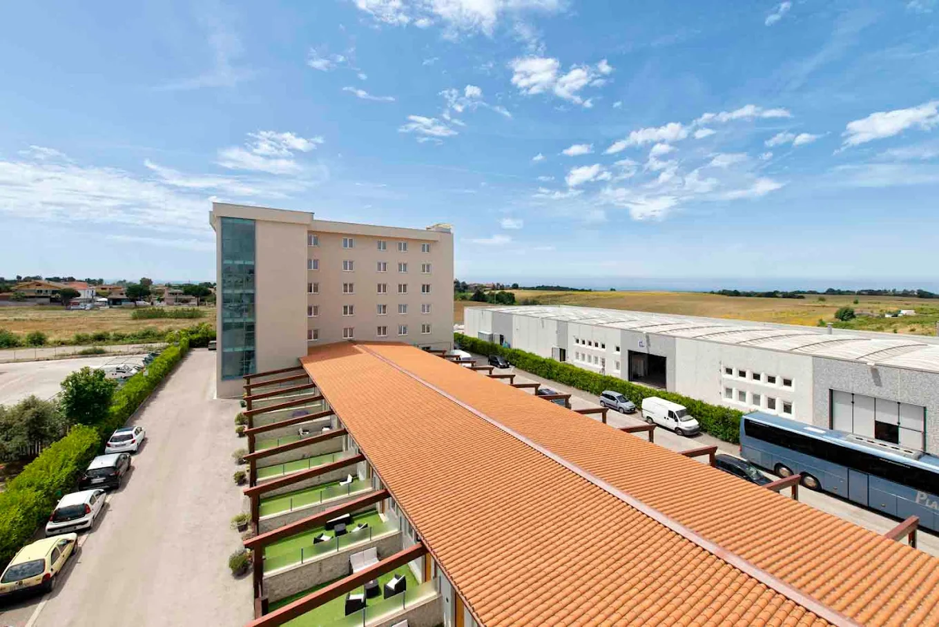 SIMON HOTEL