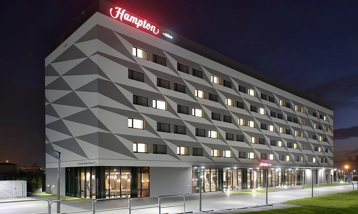 Hampton by Hilton
