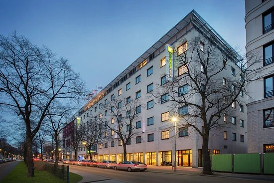 Holiday Inn Express Berlin City Centre
