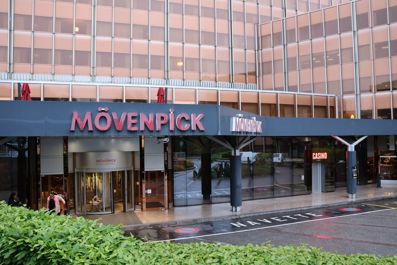 Mövenpick Hotel