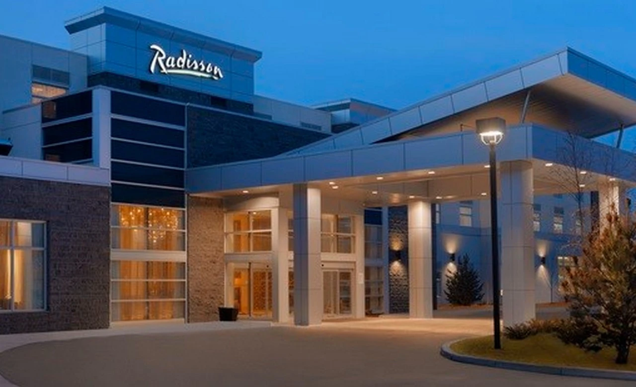 Radisson Hotel & Conference Centre Calgary Airport