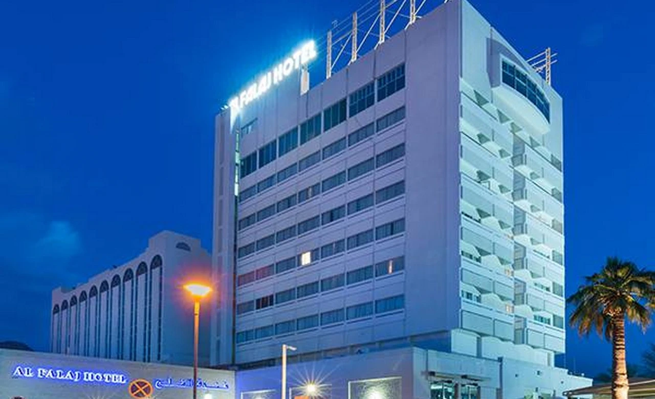 Al Falaj Hotel