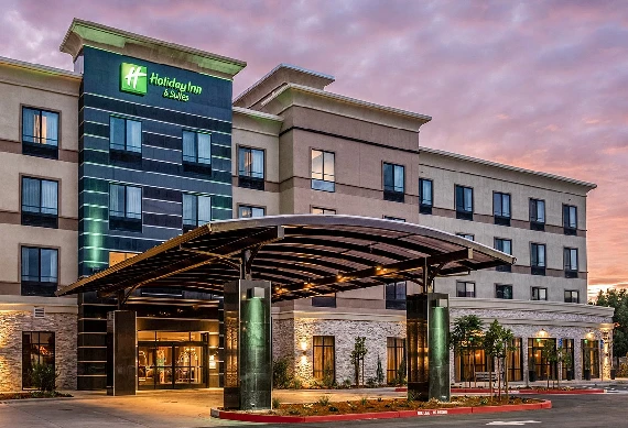 Holiday Inn & Suites Silicon Valley - Milpitas an IHG Hotel