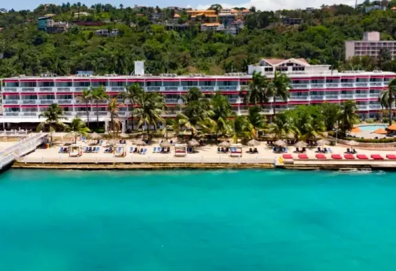 Grand Decameron Montego Beach