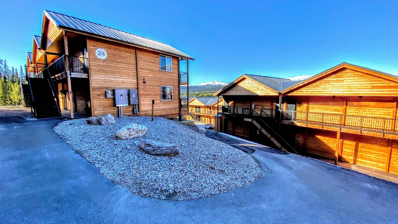 Denali Bluffs Hotel 